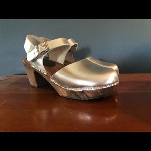 Mary Jane clogs from Lotta in Sweden